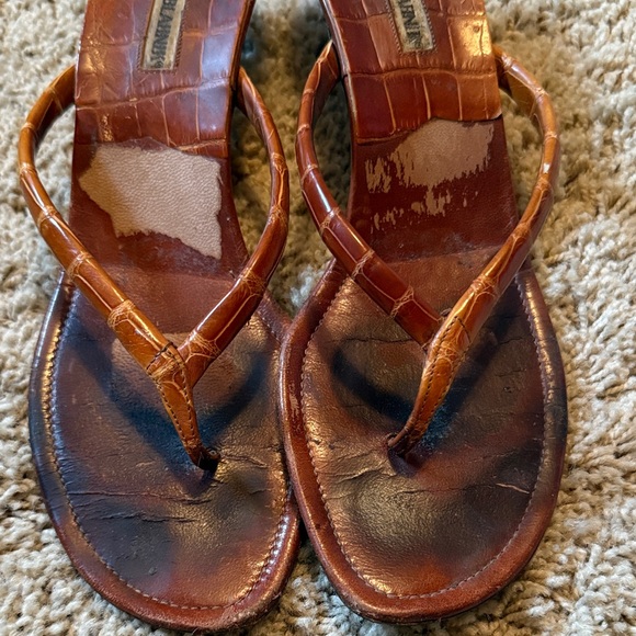 Manolo Blahnik Leather Kitten Heel Sandals - Picture 3 of 14